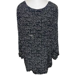 Saks Fifth Avenue Black White Abstract Checkered Blouse Women’s Medium Career